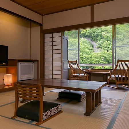 Kanouya Hotel Shibukawa Buitenkant foto
