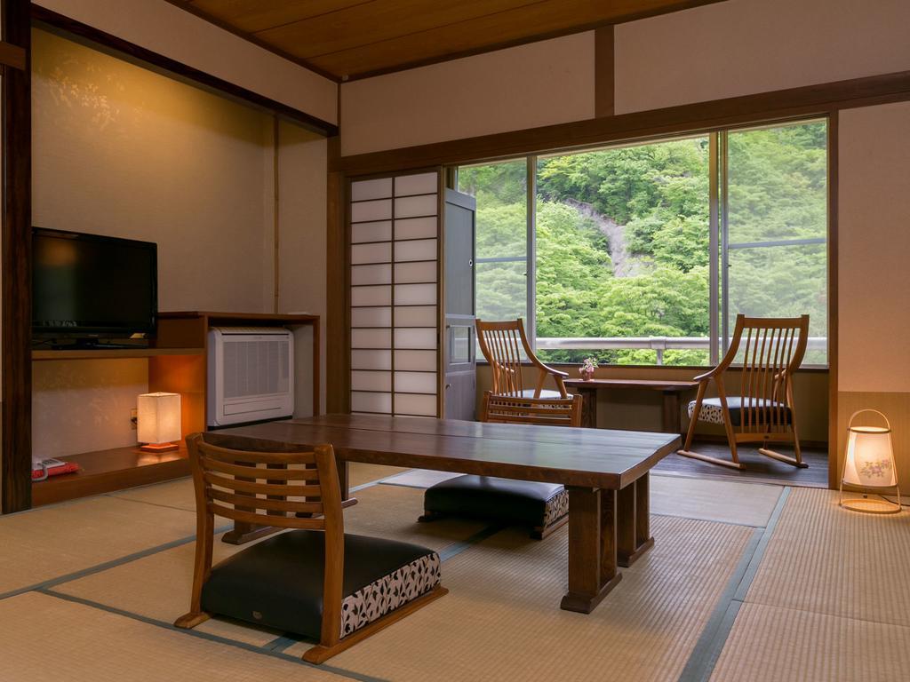 Kanouya Hotel Shibukawa Buitenkant foto