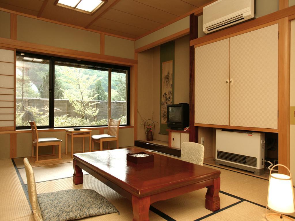 Kanouya Hotel Shibukawa Buitenkant foto